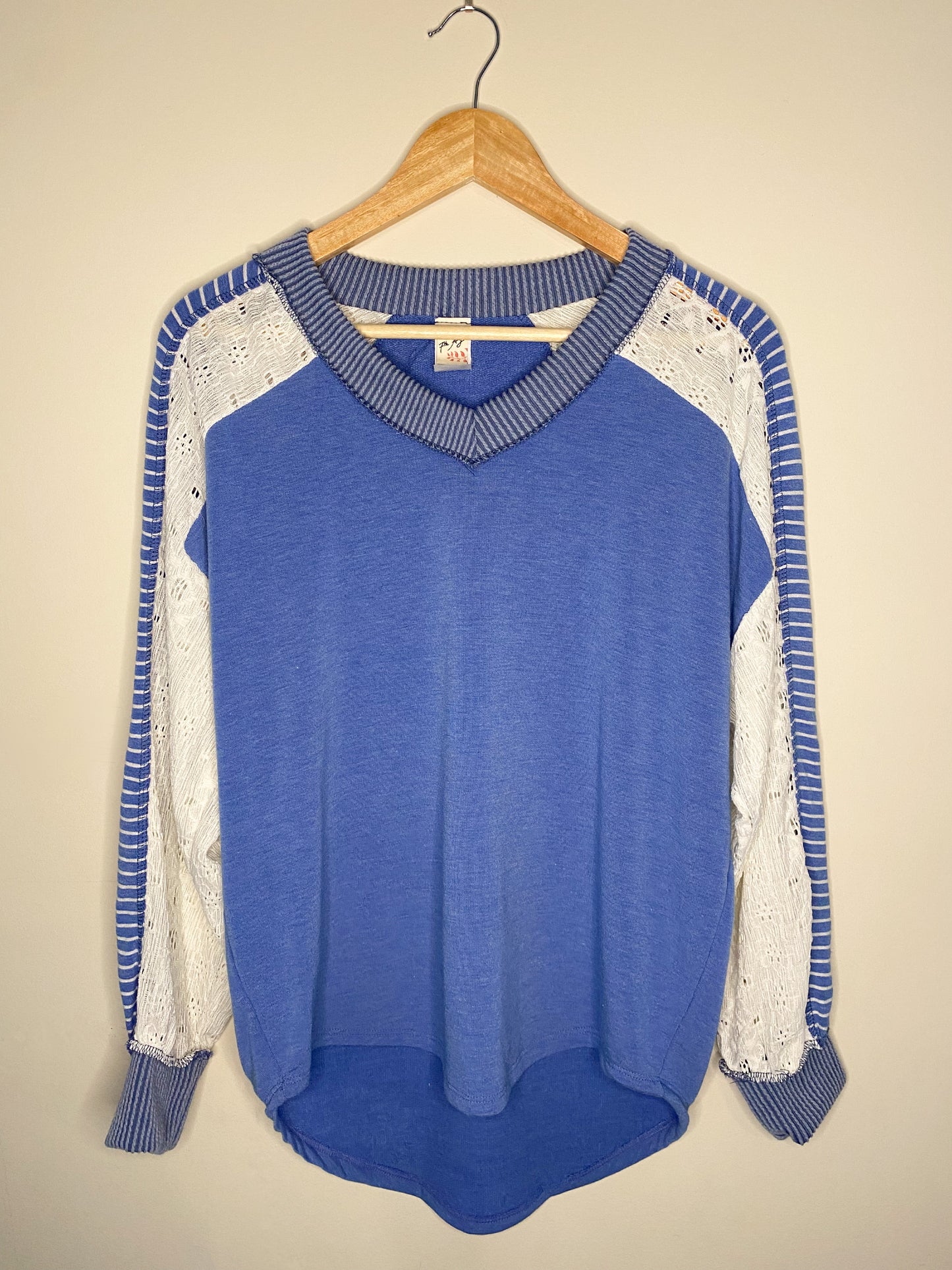 Multi-Fabric Long Sleeve V-Neck Top