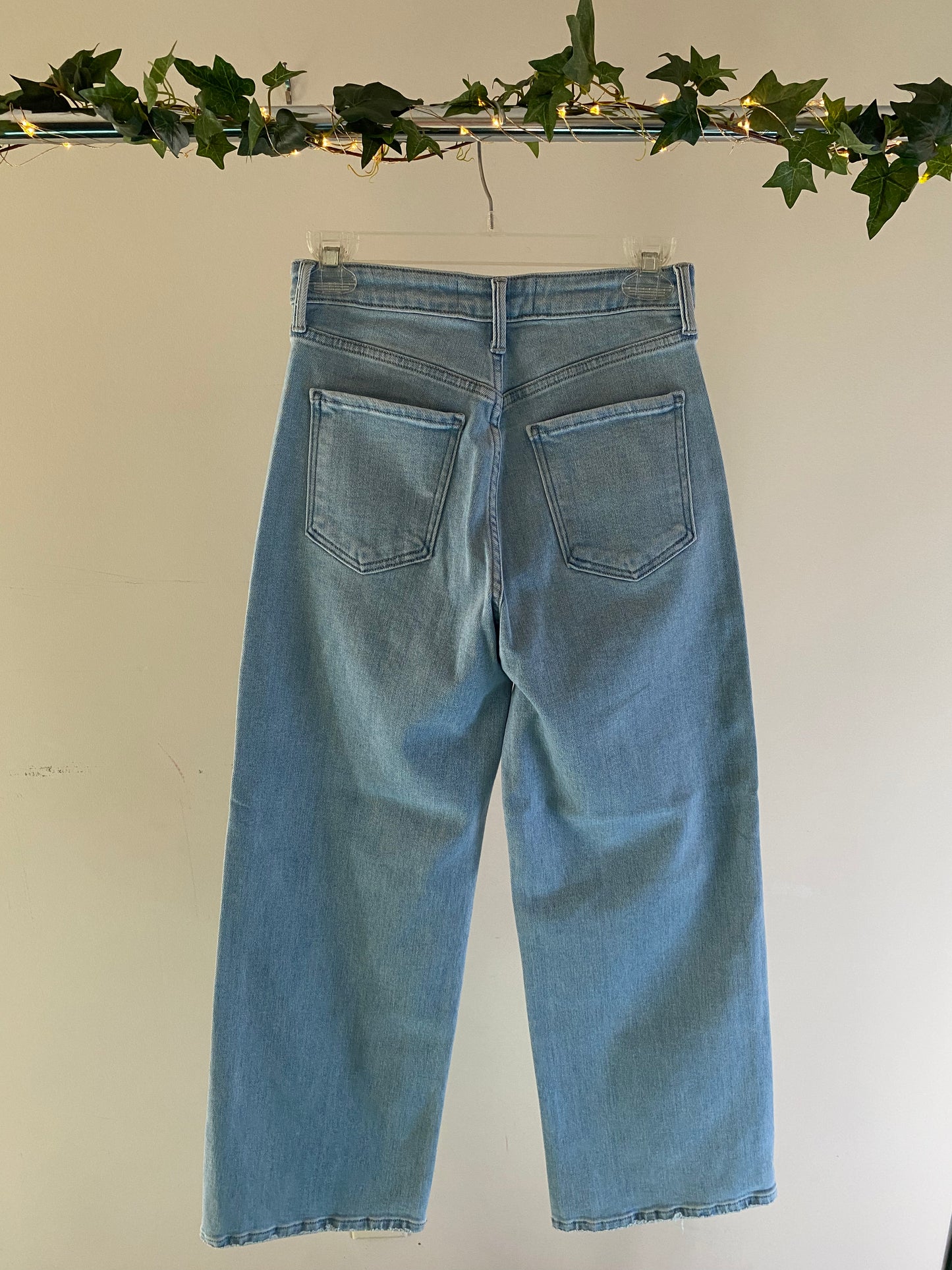 Light Wash High-Rise Cargo Pocket Wide Leg Jean