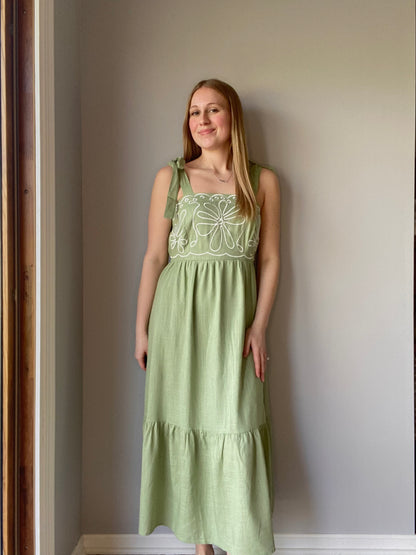 Embroidery Detail Midi Dress