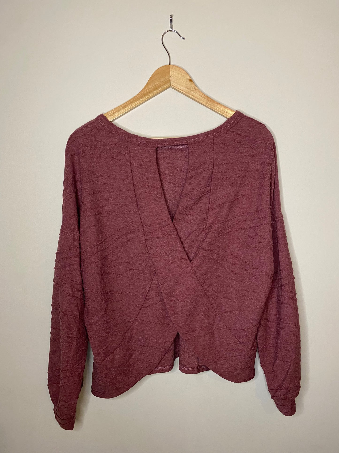 Overlap Back Long-Sleeve