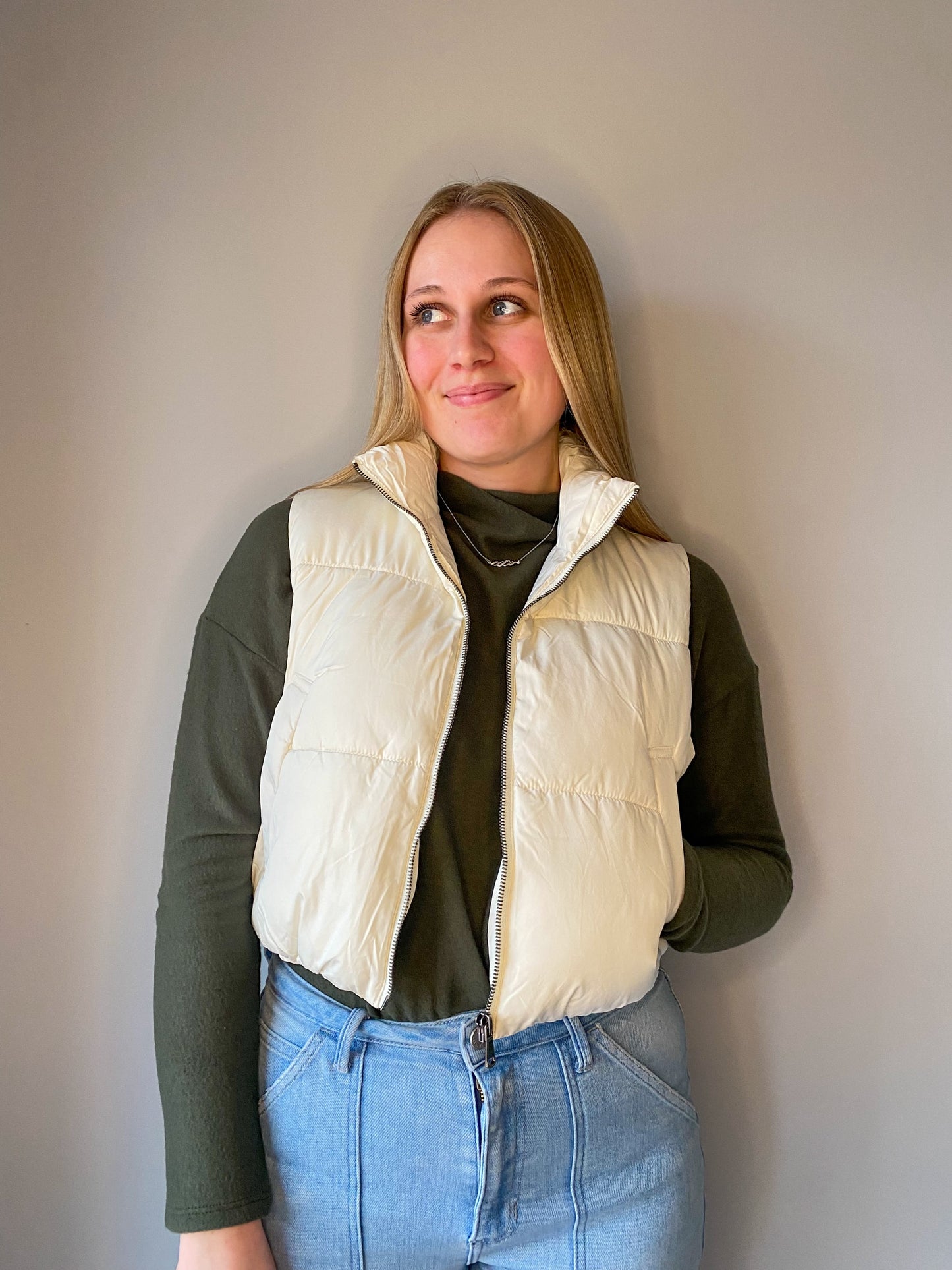 Cropped Puffer Vest